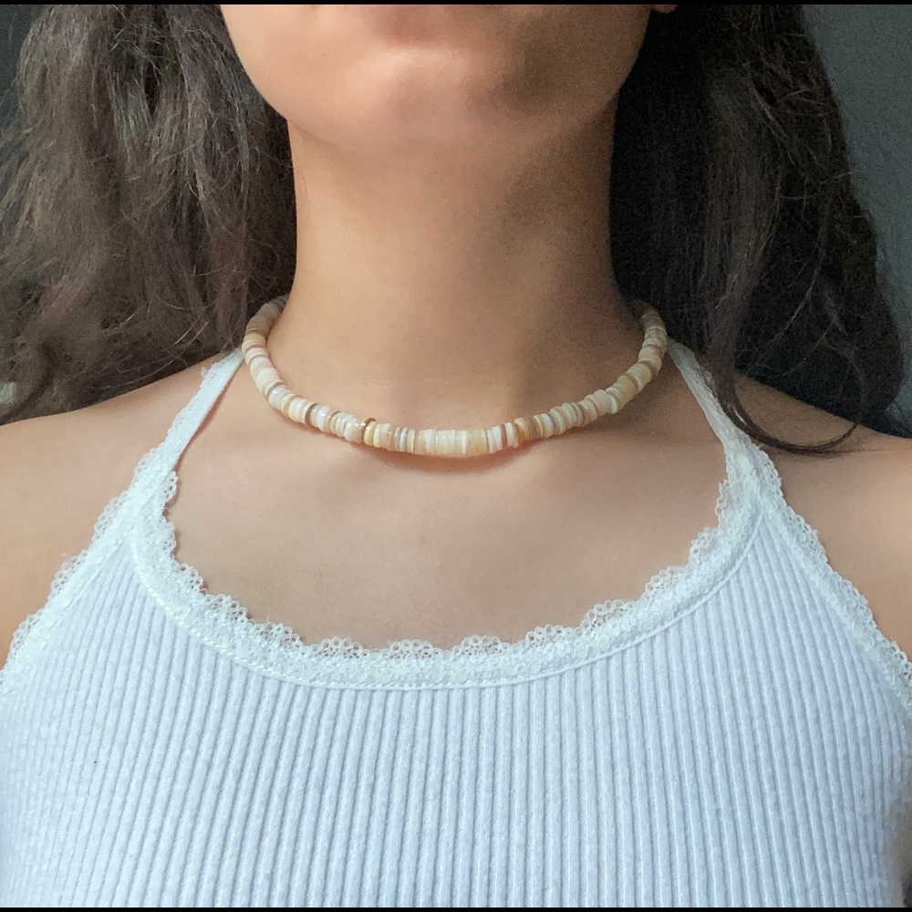 Neutral Shade River Shell Necklace
